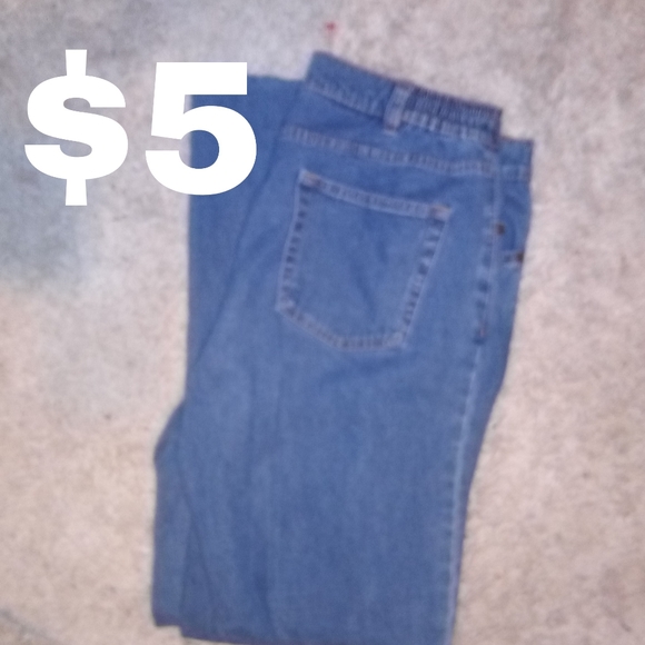 Clothes - Picture 2 of 11